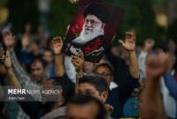 آیت‌الله خامنه‌ای نماد وحدت، بیداری و شجاعت در برابر دشمن بود