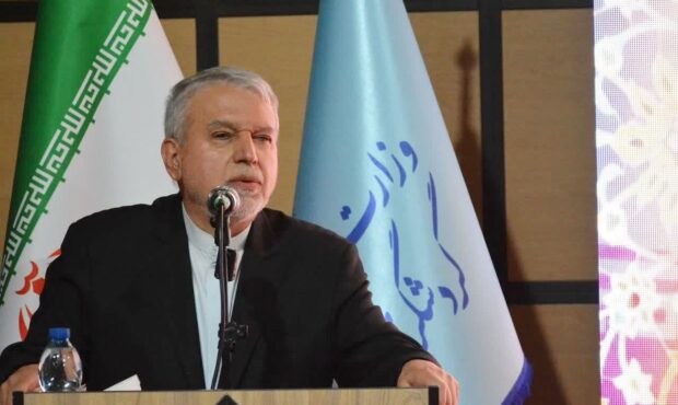 «ازنا» با تکمیل هتل پنج‌ستاره به مقصد گردشگری تبدیل می‌شود