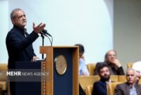 با تدبیر می‌ایستیم و با همدلی ایران را جلو می‌بریم