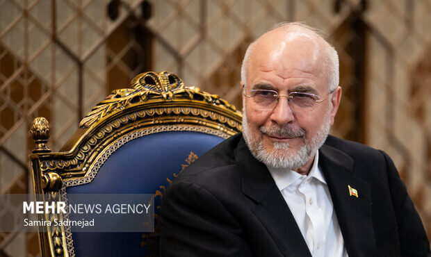 دشمن در جنگ اقتصادی تمام عیار شکست خواهد خورد