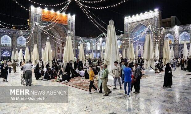 عید میلاد خاتم‌الانبیاء در حرم مطهر رضوی