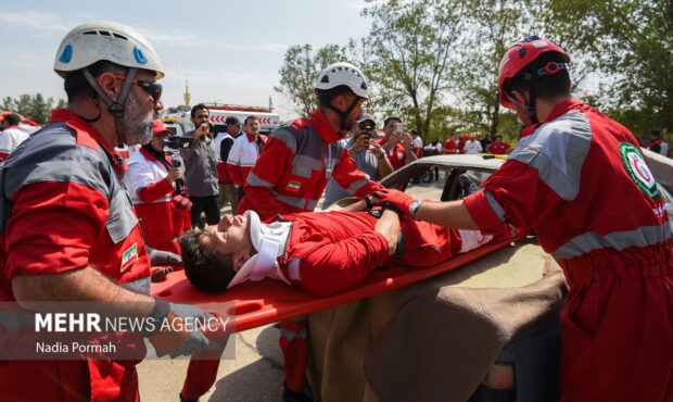 نیروهای عملیاتی هلال‌احمر به ۵۸۰ نفر در حوادث کشور خدمات دادند