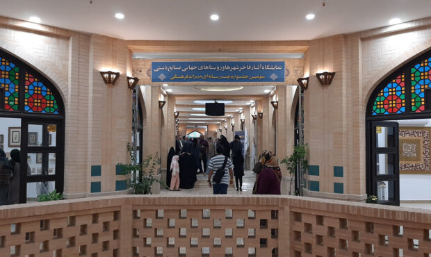 چالش قراردادها در بازار هنر شیراز؛ هنرمندان قربانی بلاتکلیفی مدیریتی
