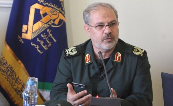 آمریکا به کوه کلنگ یا هر مکانی حمله کند مقابلش میایستیم آمریکا به کوه کلنگ یا هر مکانی حمله کند مقابلش میایستیم