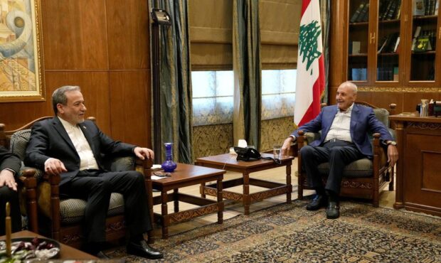 تاکید عراقچی بر حمایت کامل ایران از مقاومت لبنان