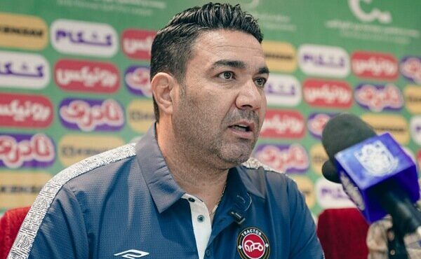 حضور هواداران در ورزشگاه یک یار بیشتر برای تراکتور است