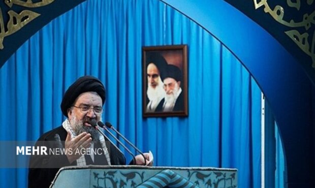 دشمن، فشار اقتصادی را با هدف ایجاد فاصله میان مردم و نظام دنبال می‌کند