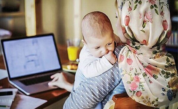 مرخصی زایمان بدون امنیت شغلی؛ قانون حمایت از مادران کجا اجرا نمی‌شود؟