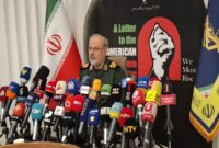 نامه سپاه به مردم آمریکا برای تبیین شکست‌های این کشور تهیه شد