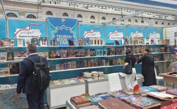 نمایشگاه کتاب مسکو، مقصد ۵۰۰ عنوان کتاب خانه کتاب وو ادبیات ایران
