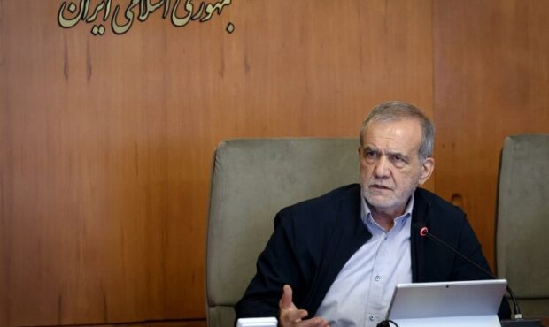 همه ظرفیت‌های کشور باید برای تولید و اشتغال به میدان بیاید