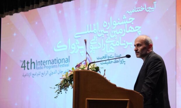 پاسخ کنایی جبلی به تلویزیون ندیدن پزشکیان/باید به رسانه ملی افتخار کرد