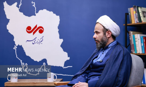 چرا قهرمانان زن را کمتر روایت کردیم و میدان را به دشمن سپردیم؟
