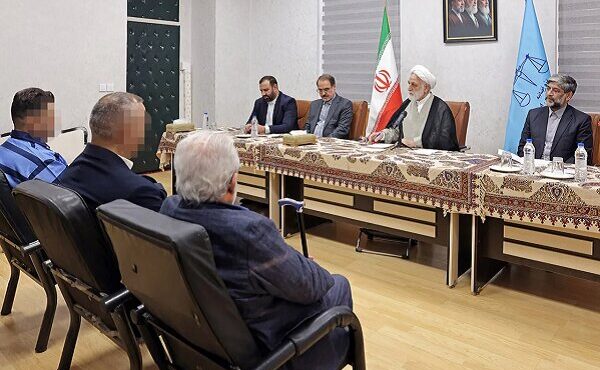 با مدعیان اعمال نفوذ در قوه قضاییه مماشات نمیکنیم با مدعیان اعمال نفوذ در قوه قضاییه مماشات نمیکنیم