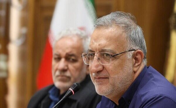 برخورد با مفاسد و مردمی‌سازی اقتصاد باید عملیاتی شود