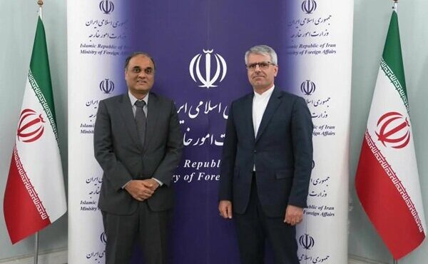 دیدار سفیر پاکستان با سخنگوی وزارت امور خارجه دیدار سفیر پاکستان با سخنگوی وزارت امور خارجه