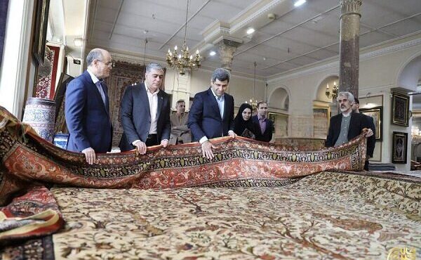 فرش ایرانی از دار قالی به تابلوی بورس کالا می رود