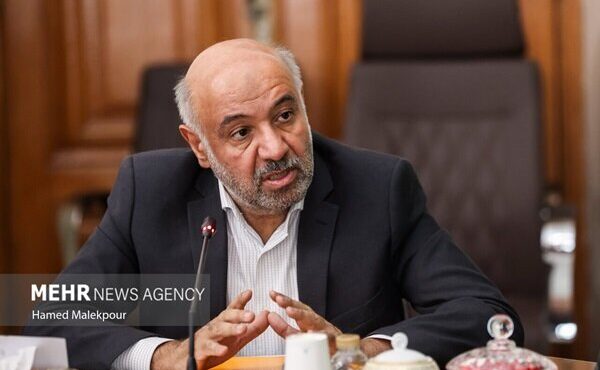 قدرت خرید بازنشستگان حداقل پنج درصد افزایش می یابد