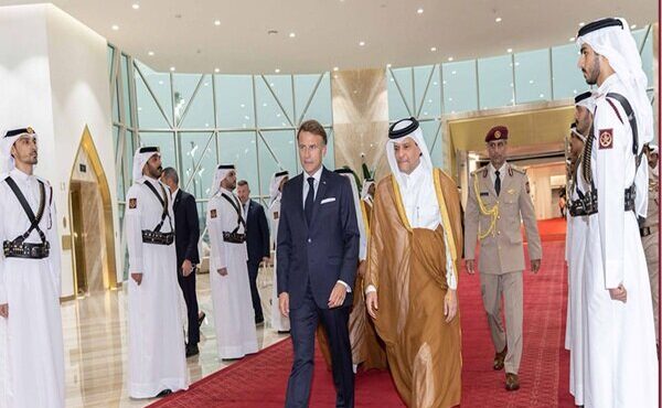 ماکرون وارد قطر شد
