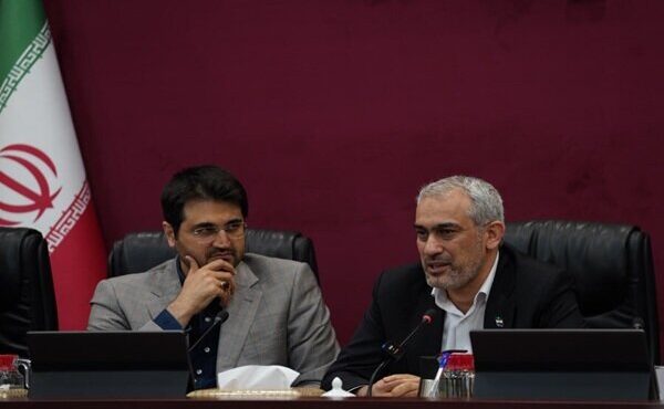 نظام مالیاتی باید همزمان درآمد و تولید را تقویت کند