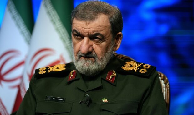 پاسخ آمریکا به شروط ما کافی نیست؛ ترامپ مجبور به قاچاق در هرمز شده است